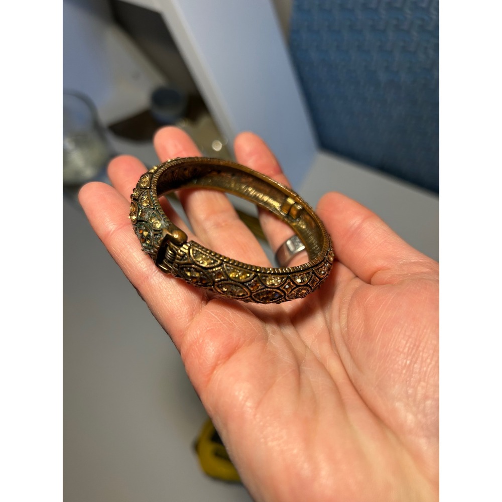 Vintage Antique Gold Tone Amber Rhinestone Filigree Hinged Bangle Bracelet